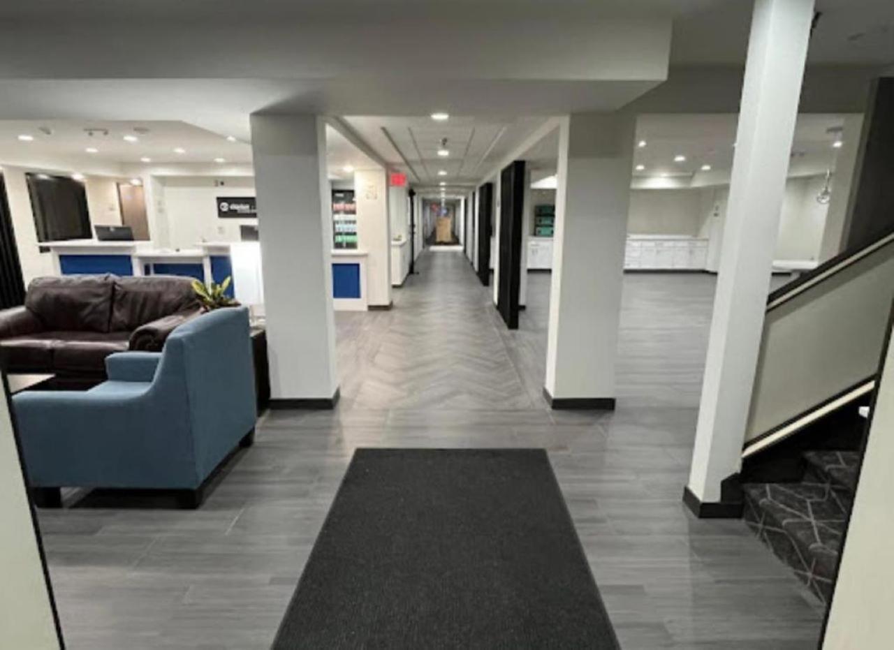 Clarion Pointe Hotel Milwaukee Luaran gambar