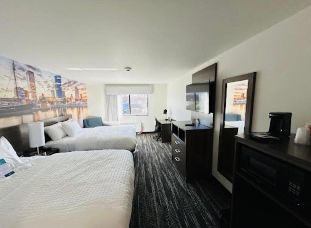 Clarion Pointe Hotel Milwaukee Luaran gambar