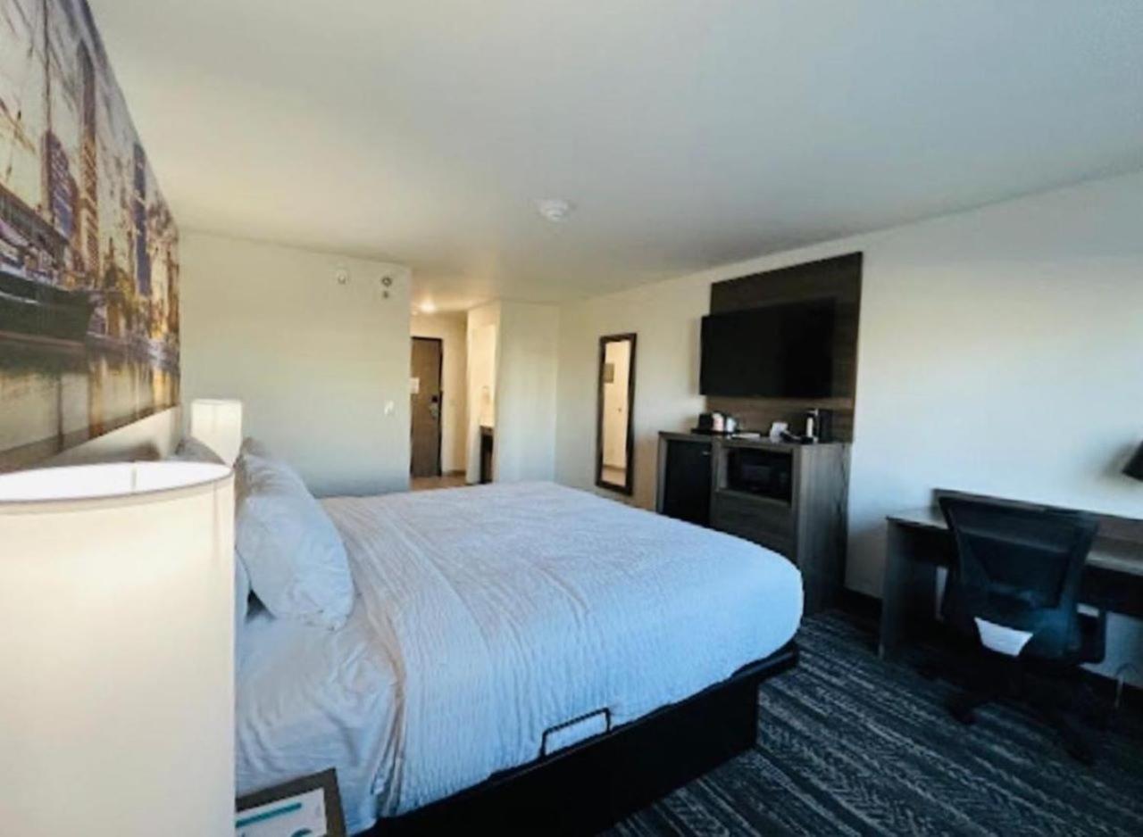 Clarion Pointe Hotel Milwaukee Luaran gambar