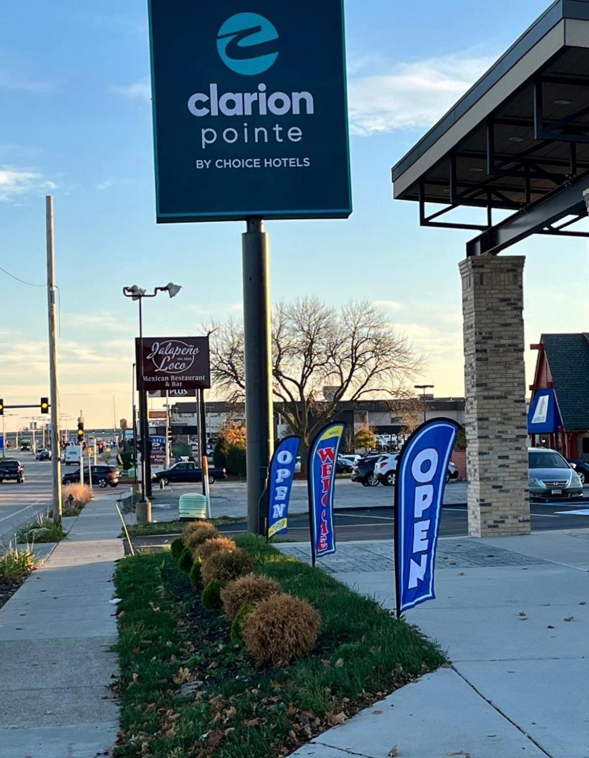 Clarion Pointe Hotel Milwaukee Luaran gambar