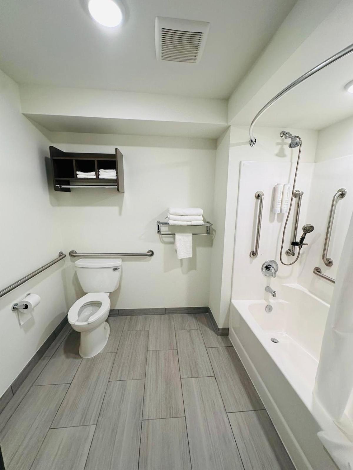 Clarion Pointe Hotel Milwaukee Luaran gambar