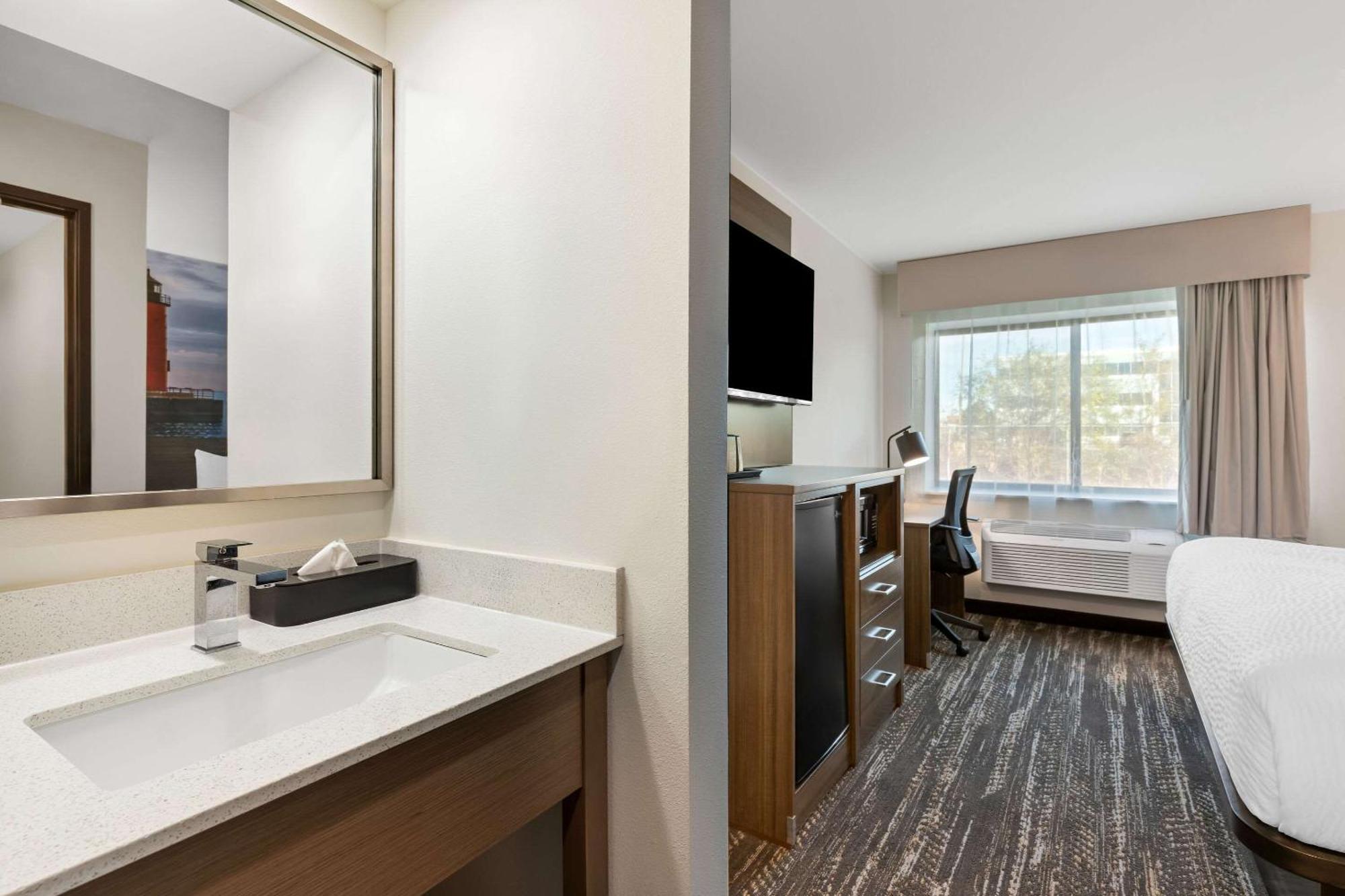 Clarion Pointe Hotel Milwaukee Luaran gambar